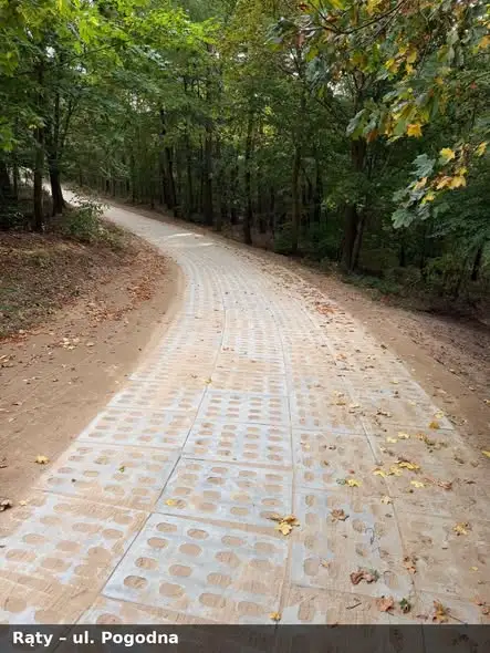 Gmina Somonino: kolejne drogi z płyt YOMB – prace na pięciu odcinkach